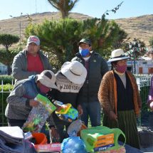 COMITÉ DE DAMAS DEL GOBIERNO REGIONAL ENTREGÓ APOYO SOLIDARIO A NIÑOS HUERFANOS DEL DISTRITO DE ASILLO