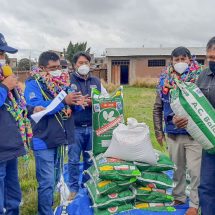 Nota de Prensa<br>CONTINUA ENTREGA DE SEMILLAS DE ALFALFA A PRODUCTORES DE LA REGIÓN