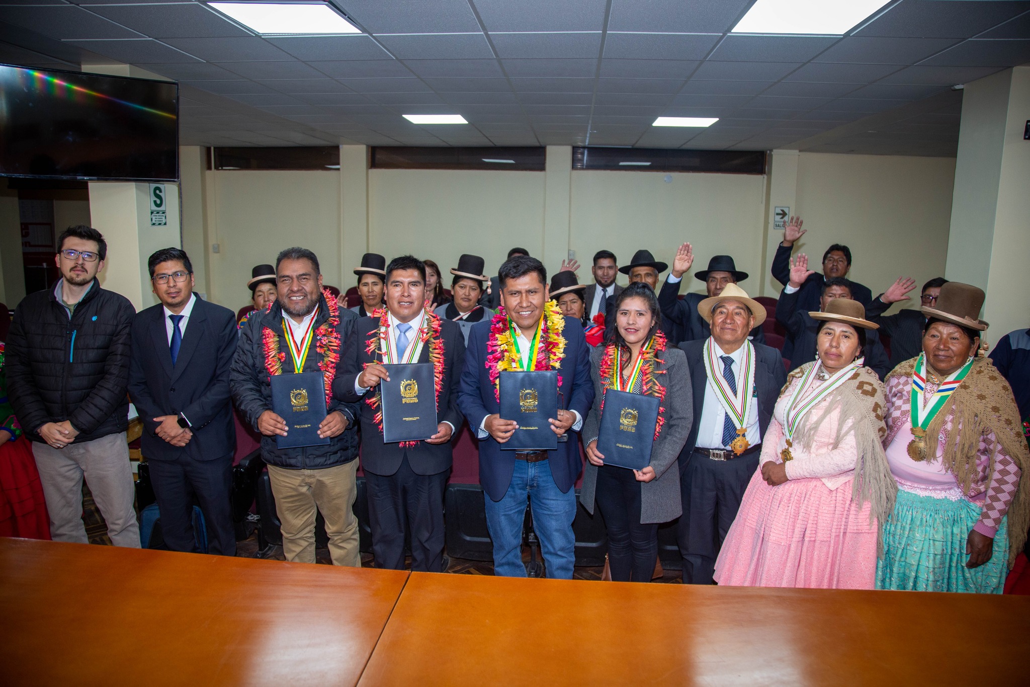 Nota de Prensa  SUSCRIBEN CONVENIO PARA LA CONSTRUCCIÓN DEL CENTRO DE SALUD DE PLATERÍA-PUNO